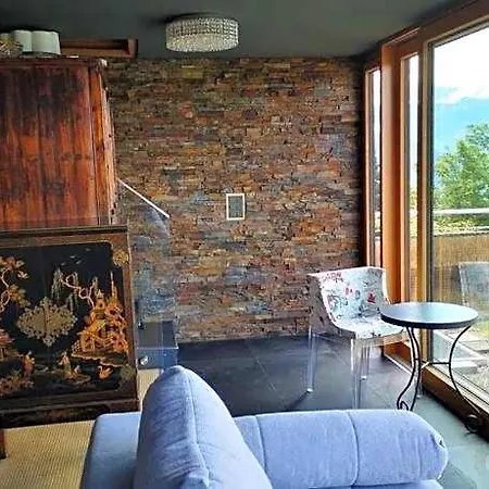 With View Of The Mountains And The ホテル 3*