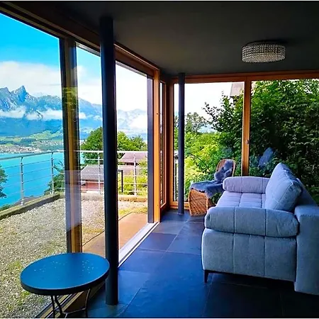 ホテル With View Of The Mountains And The