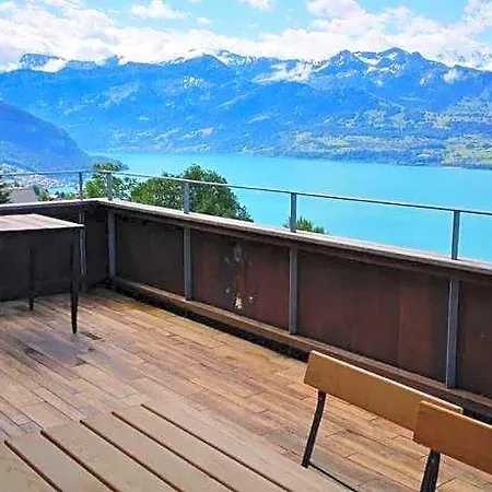 With View Of The Mountains And The ホテル 3*